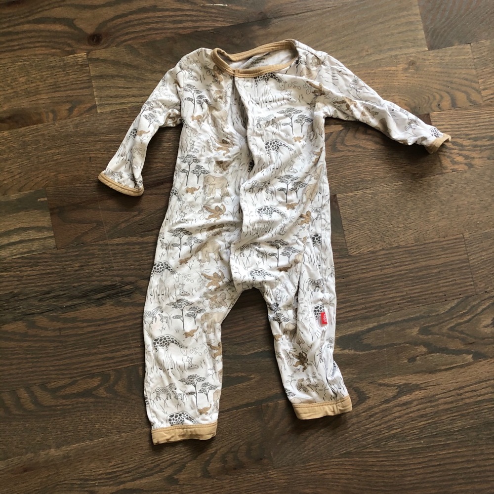 Magnetic Me safari themed bodysuit 3 to 6 months